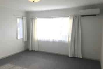 24 Beckford Road, Saint Martins