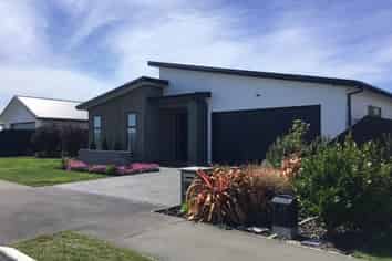 170 Southfield Drive, Lincoln