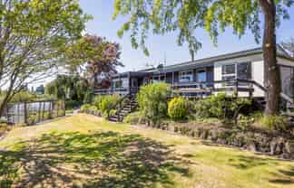 1624 Cust Road, Cust
