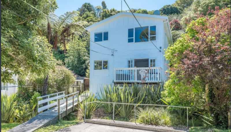 30A Friend Street, Karori