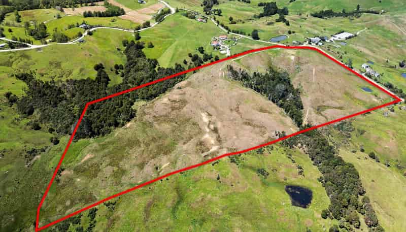 Lot 1 Syd Smith Road, Topuni