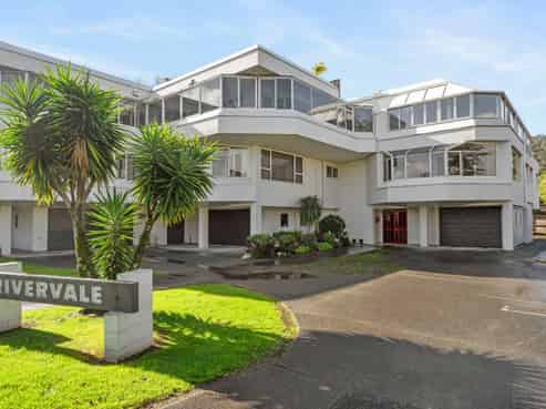 6/2 Vale Road, Riverside