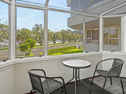 6/2 Vale Road, Riverside