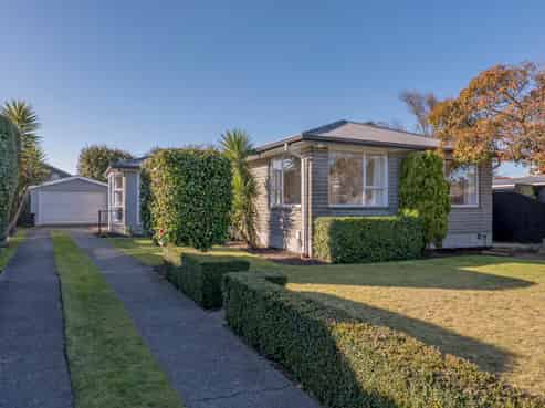 5 Helmsdale Street, Burwood
