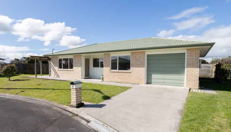 8 Weddell Place, Ngatea