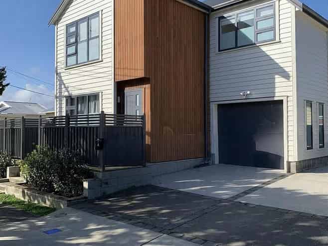 128A Randwick Road, Moera