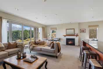 Villa 218 Coleridge Road, Windwhistle