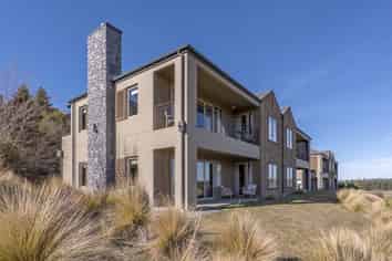 Villa 218 Coleridge Road, Windwhistle