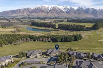 Villa 218 Coleridge Road, Windwhistle