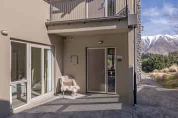 Villa 218 Coleridge Road, Windwhistle