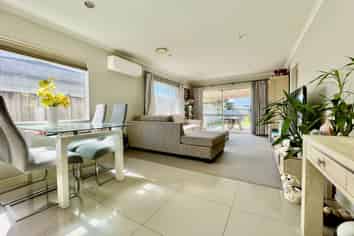 19 Brookview Drive, Flat Bush