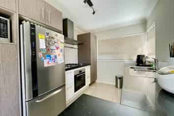 19 Brookview Drive, Flat Bush