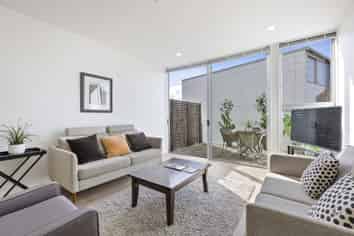 20J Fisher Point Drive, Freemans Bay