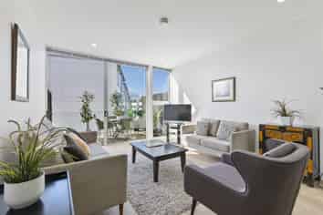20J Fisher Point Drive, Freemans Bay