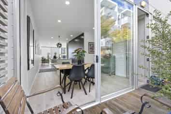 20J Fisher Point Drive, Freemans Bay