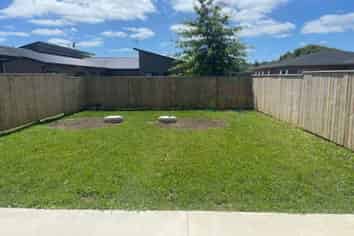1/124C Monument Road, Clevedon