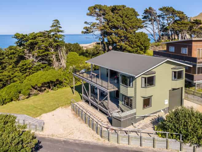 48 Balfour Crescent, Castlepoint
