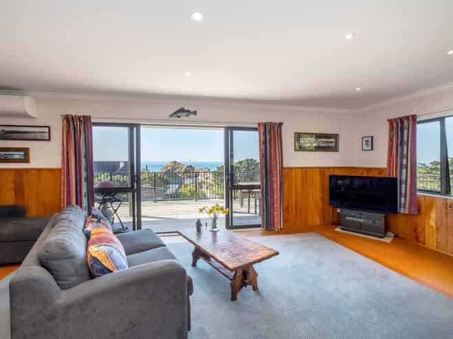 48 Balfour Crescent, Castlepoint