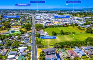 109B-E Archers Road, Hillcrest