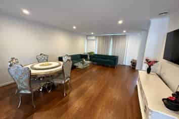 35 Hollowout Street, Takanini