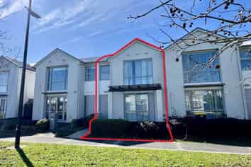 35 Hollowout Street, Takanini