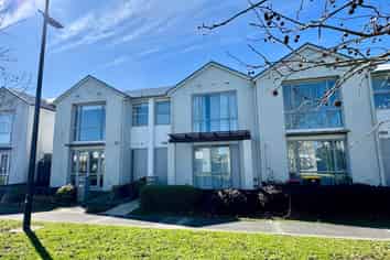 35 Hollowout Street, Takanini