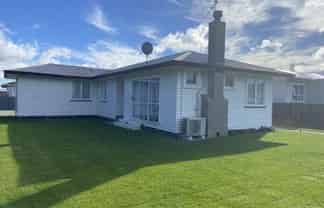 21 Endcliffe Road , Gisborne