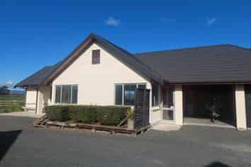 303 River Road, Ngatea
