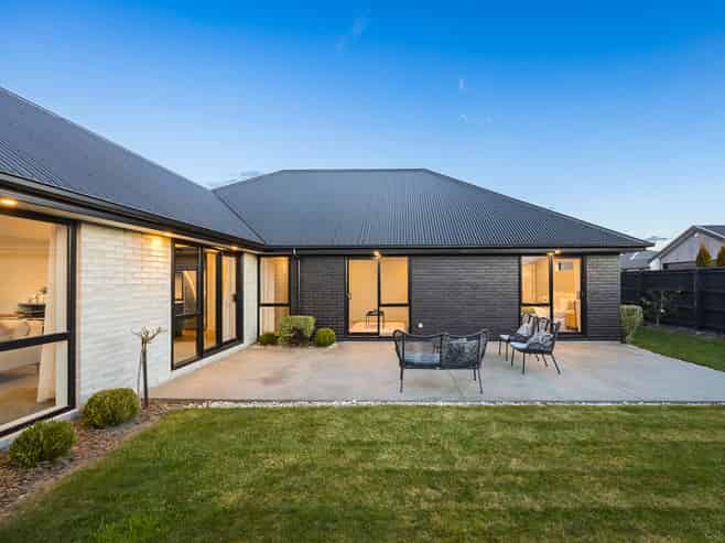 16 St James Place, Rangiora