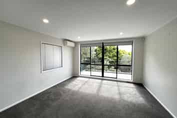 22/8 Flynn Street, Birkdale