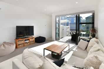 8 Sapling Way, Millwater
