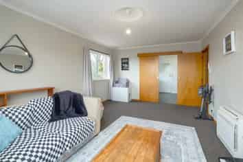 Flat 1/17a Keir Crescent, Masterton