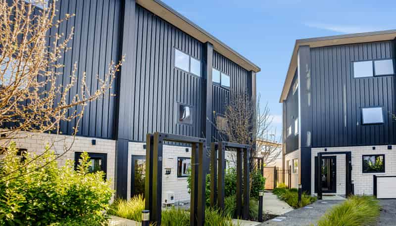 6/10 Avery Grove, Boulcott