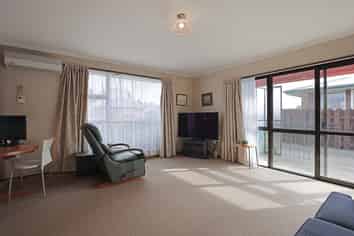 50 Queens Drive, Allenton