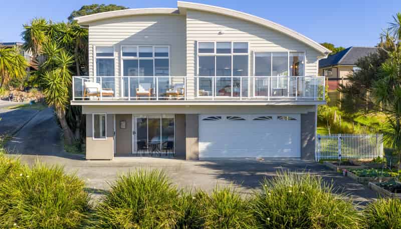16 Island View Lane, Langs Beach