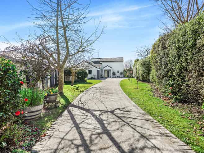 46 Heritage Avenue, Chartwell