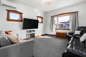 1/274 Main North Road, Redwood