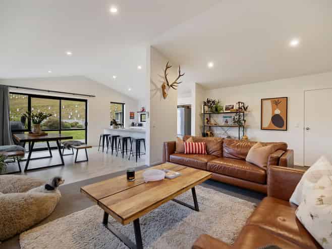 106 Risinghurst Terrace, Lower Shotover