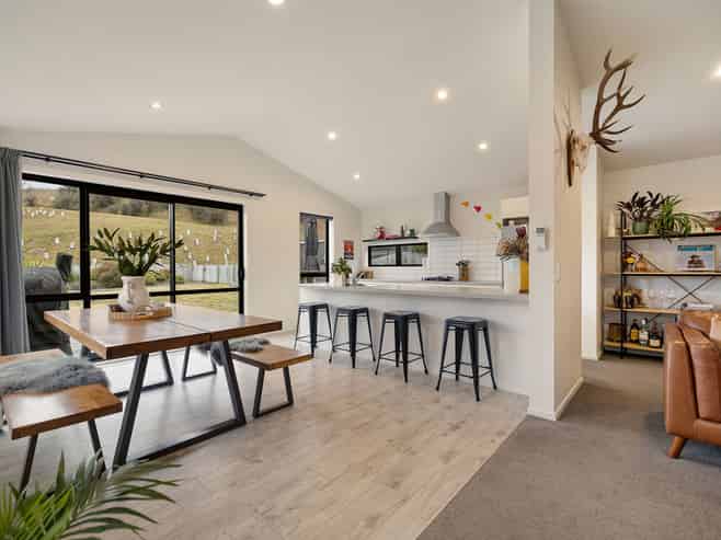 106 Risinghurst Terrace, Lower Shotover