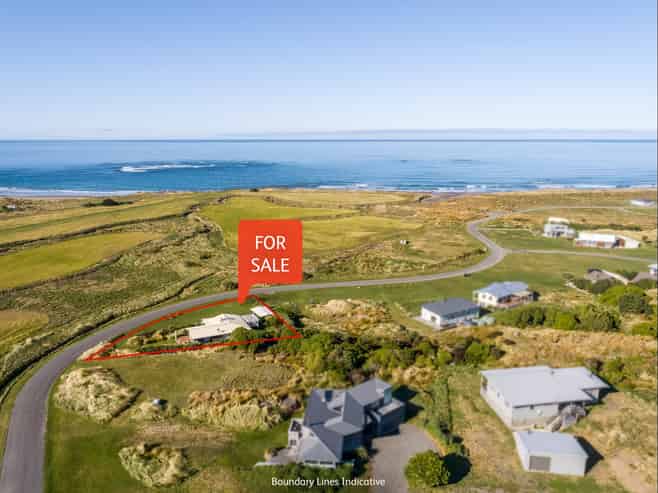 6 Beach Road, Flat Point