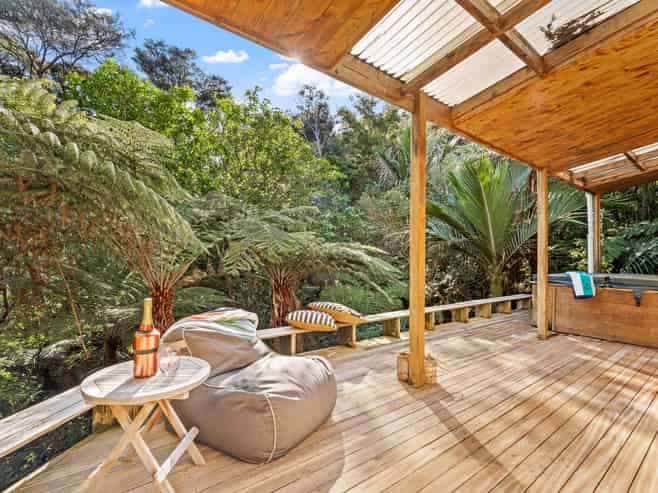 35-37 Clinton Road, Tawharanui Peninsula