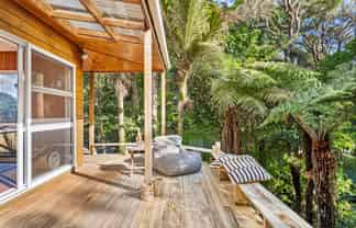 35-37 Clinton Road, Tawharanui Peninsula