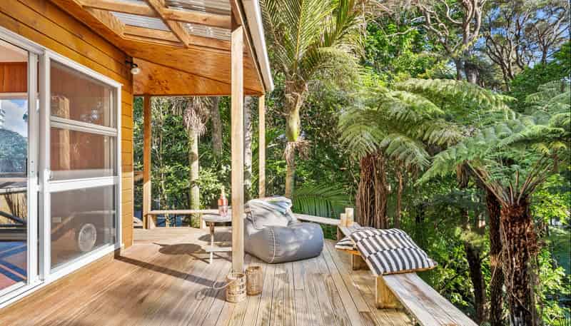 35-37 Clinton Road, Tawharanui Peninsula