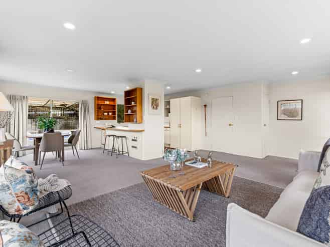 2 Guthrie Road, Havelock North