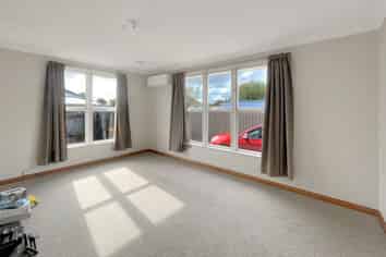 2 Salford Place, Awapuni