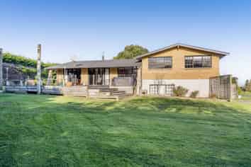 8 Muggeridge Road, Manutahi