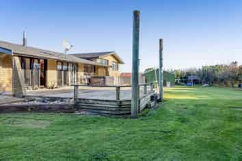 8 Muggeridge Road, Manutahi
