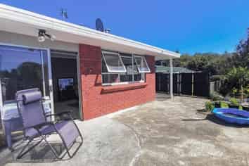 54 Cressida Avenue , Stratford