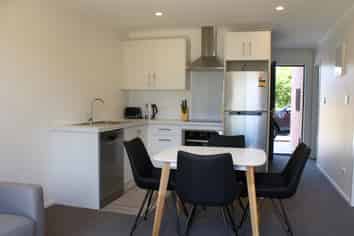 4/5 Rm A Ford Street, Hamilton East