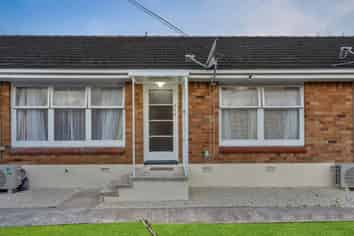2/56 Regent Street, Papatoetoe